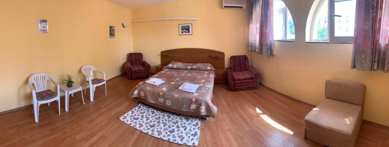 Sea Square Hotel Balchik Luaran gambar