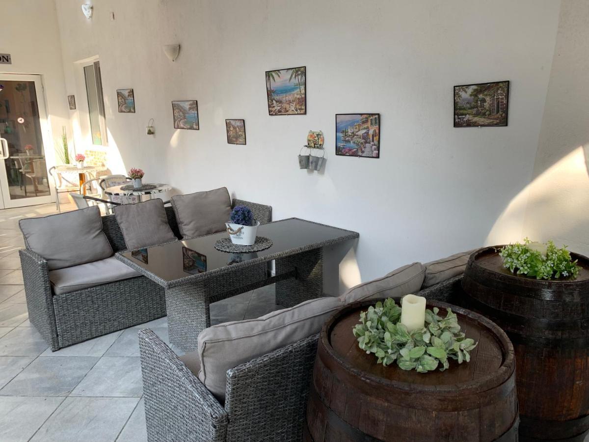 Sea Square Hotel Balchik Luaran gambar