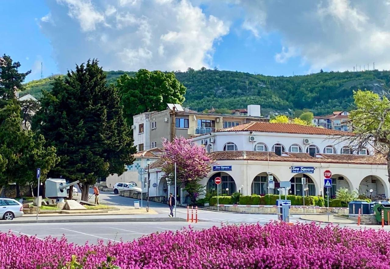Sea Square Hotel Balchik Luaran gambar